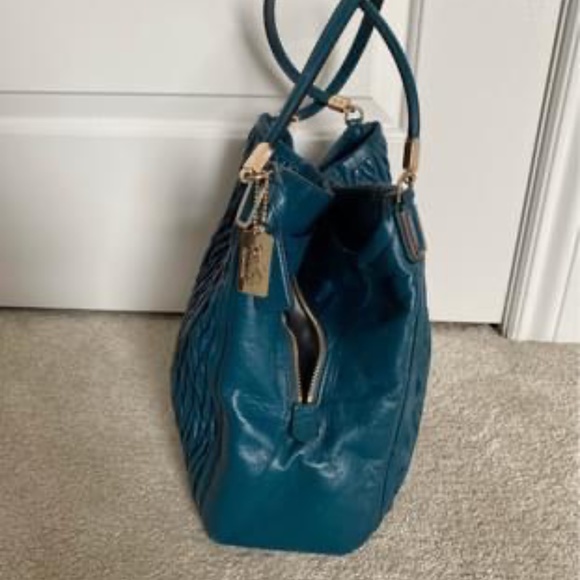 Coach Madison Gathered Twist Phoebe Leather Purse - Picture 2 of 2